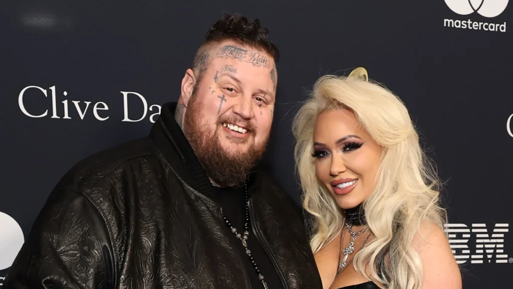 Who Is Jelly Roll Wife? Bunnie Xo’s Real Name, Age, Job & More