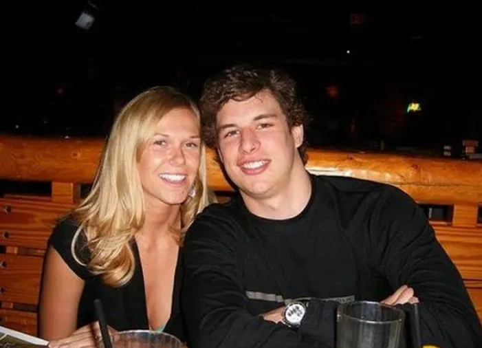 sidney crosby wife