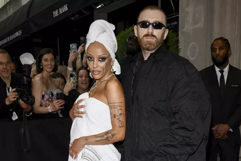 Who Is Doja Cat Boyfriend? Unveiling His Age, Family, and Height