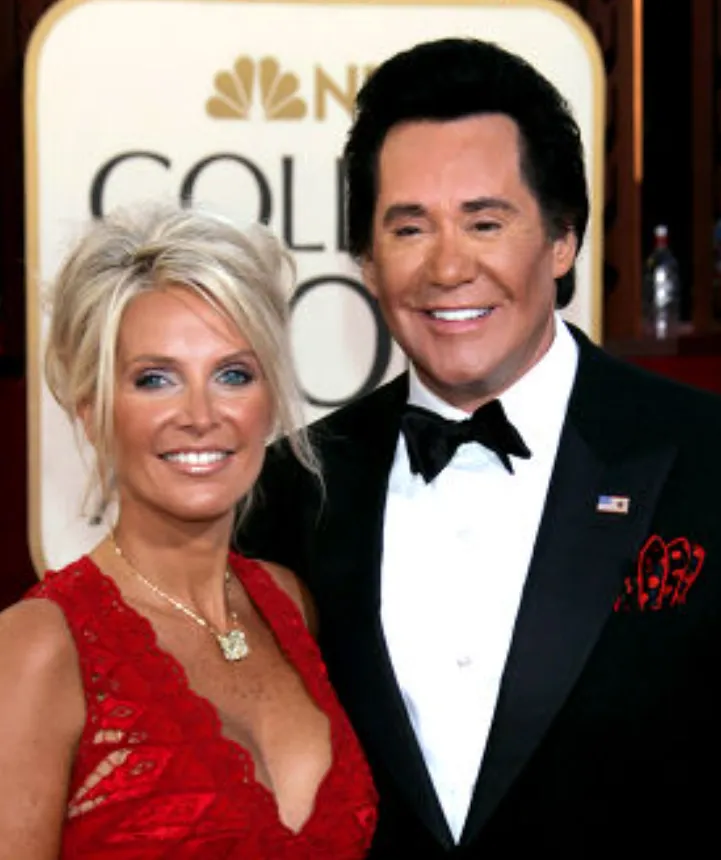 how old is wayne newton wife