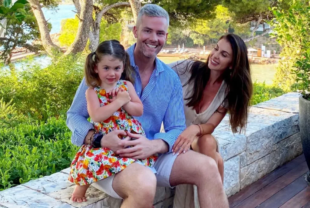 Ryan Serhant Wife, Age, Height, Weight, Net Worth, Career, And More